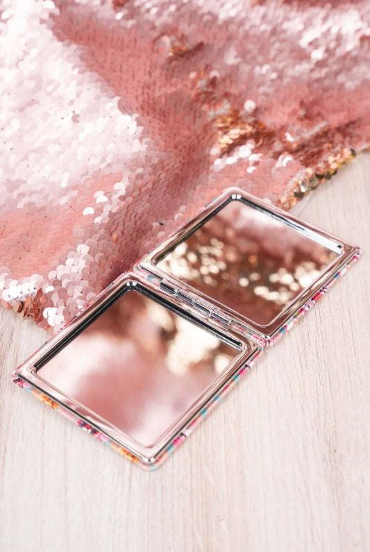 Dolly! Square Compact Mirror